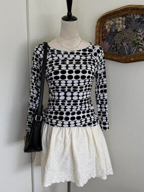 Vintage Y2K Black and white abstract polka dot long sleeve top